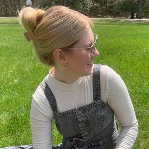 Meet your Posher, Hannah